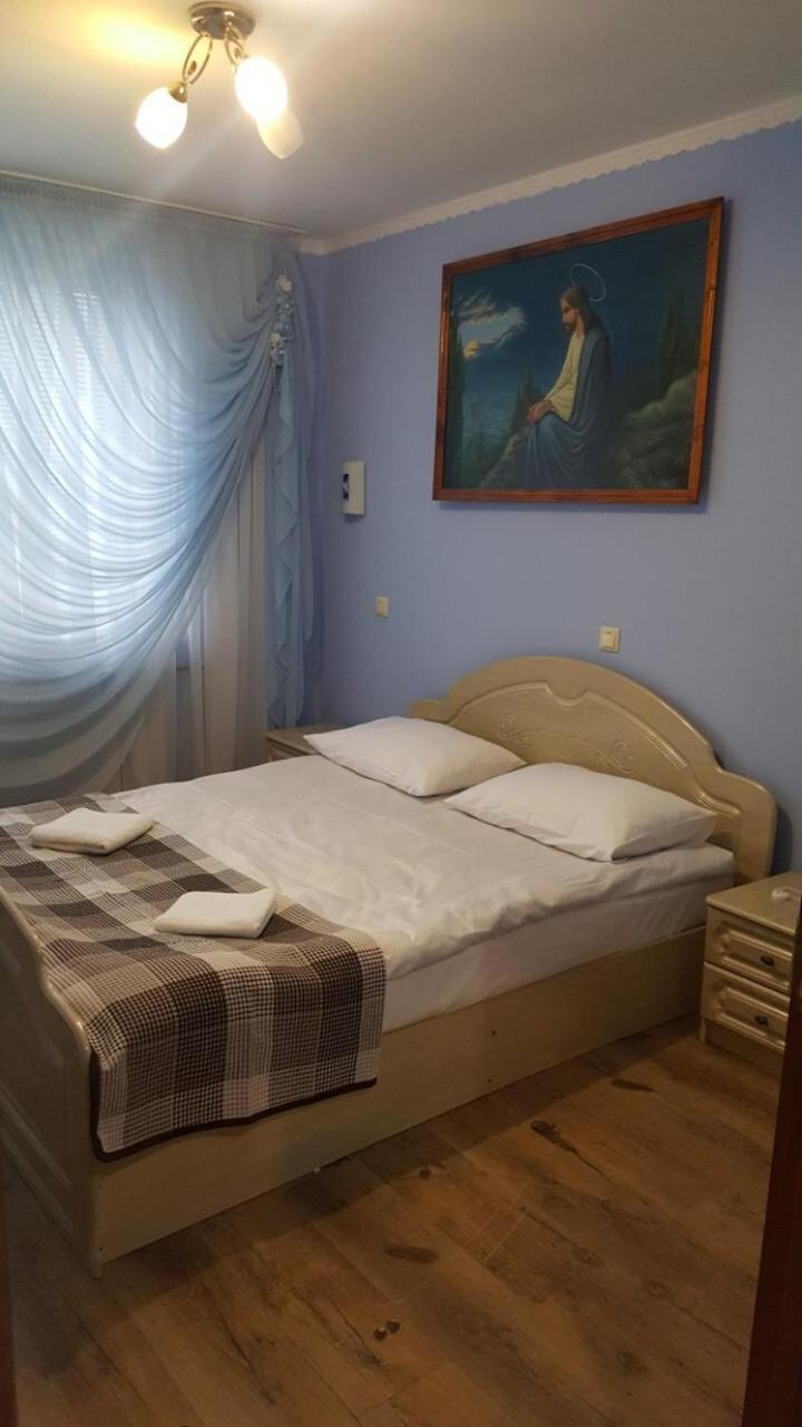 Zatishok Guest House Рахов Экстерьер фото